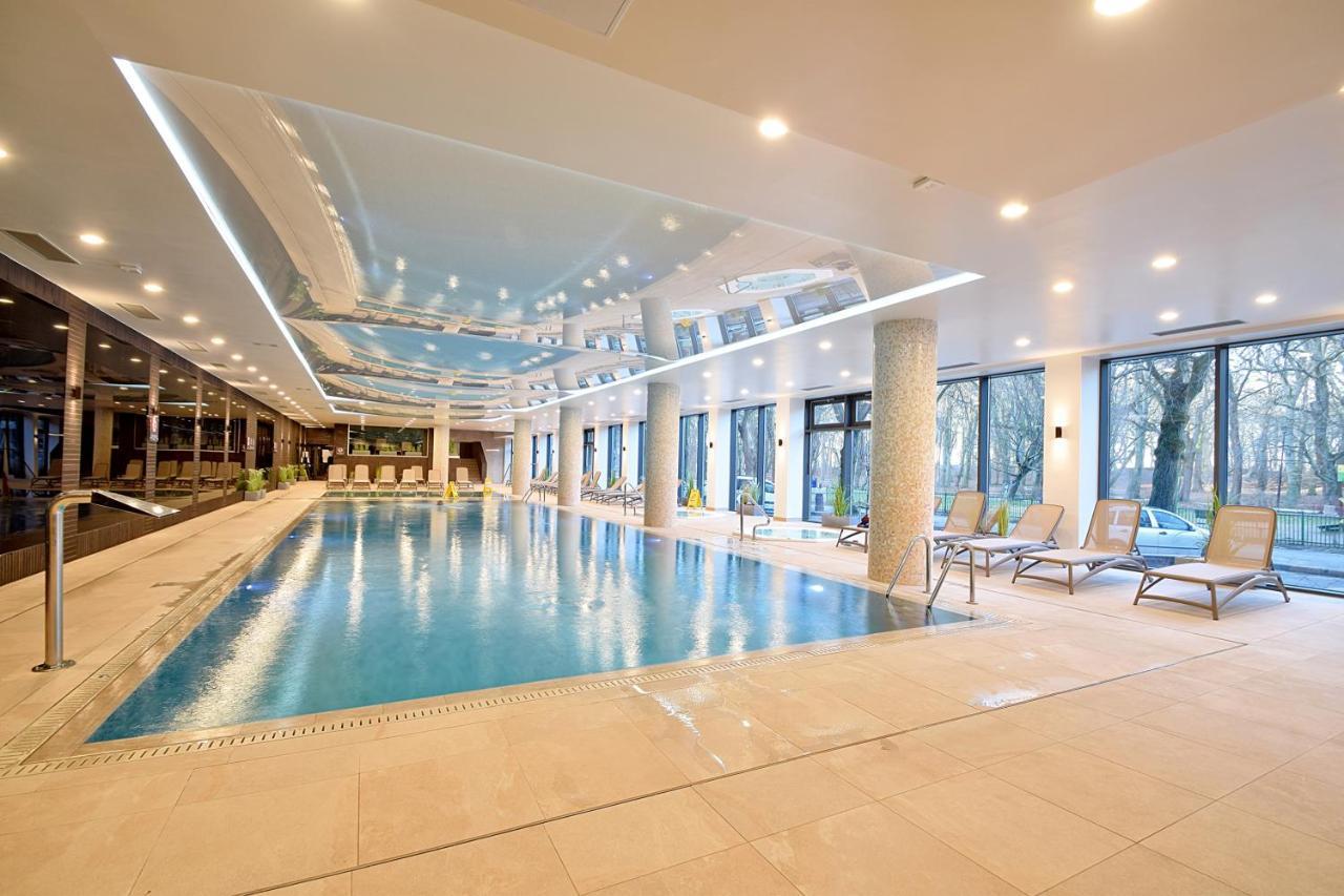 Apartament Nadmorskie Tarasy Spa Deluxe Kolobrzeg Luaran gambar